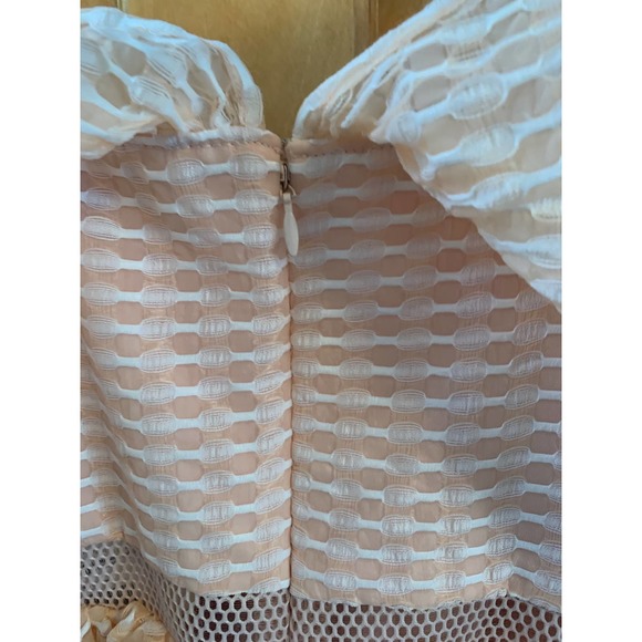 NWT, LA MAISON Talulah Women’s Off The Shoulder Popover Dress, Size Large K223 - Picture 11 of 16